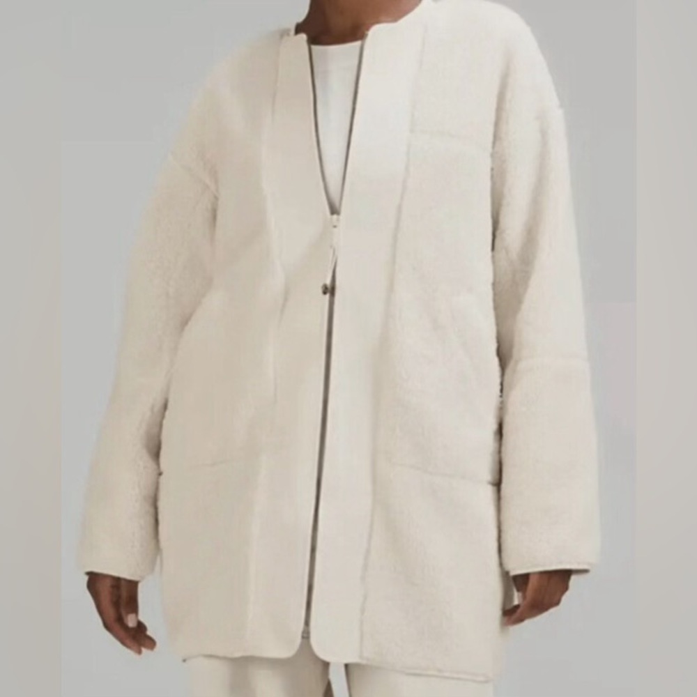 Lululemon coat